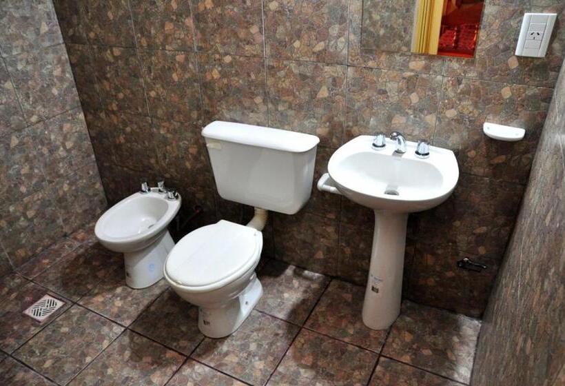 四人标准间, Hostal Benjamin