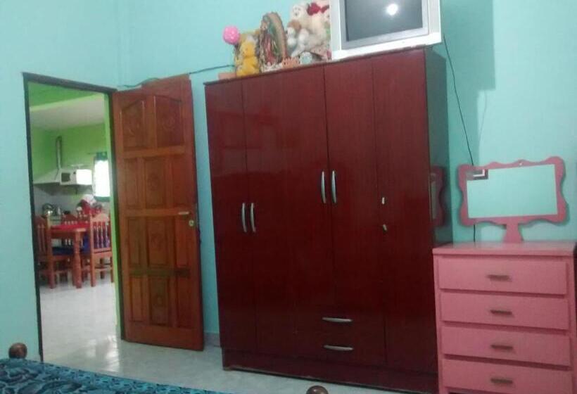 Дом 2 Спальни, Hostal Benjamin