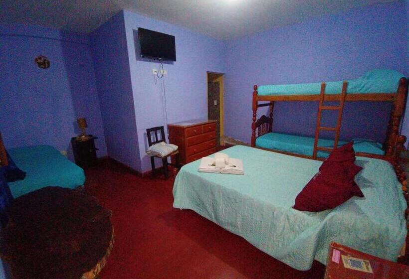 Четырехместный Номер Стандарт, Hostal Benjamin