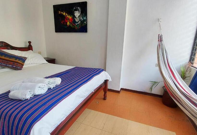 스탠다드 룸 산 전망, Erupcion Art Hotel & Hostel