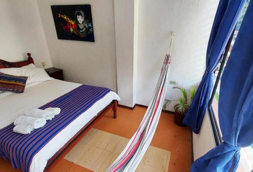 标准间带山景, Erupcion Art Hotel & Hostel