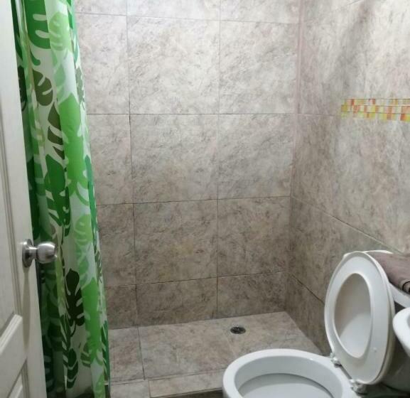 Standard Egyágyas Szoba, Galapagos Natural Life Hostel