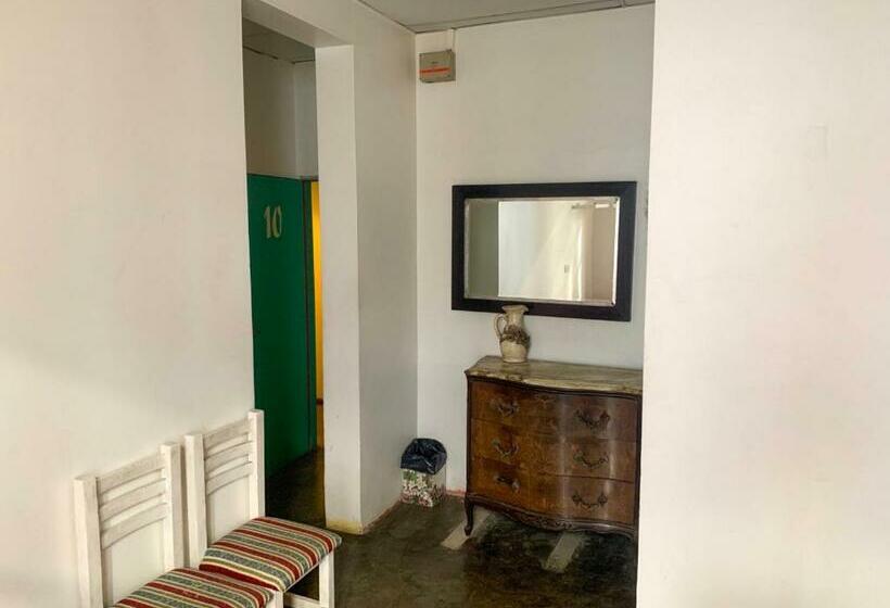 اتاق سوپریور, Hostel Colonial