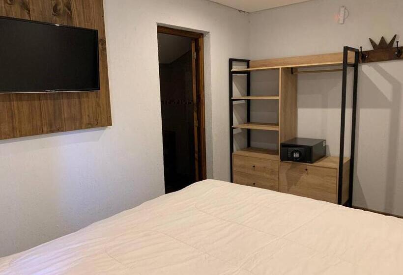 豪华房间, Del Caballero