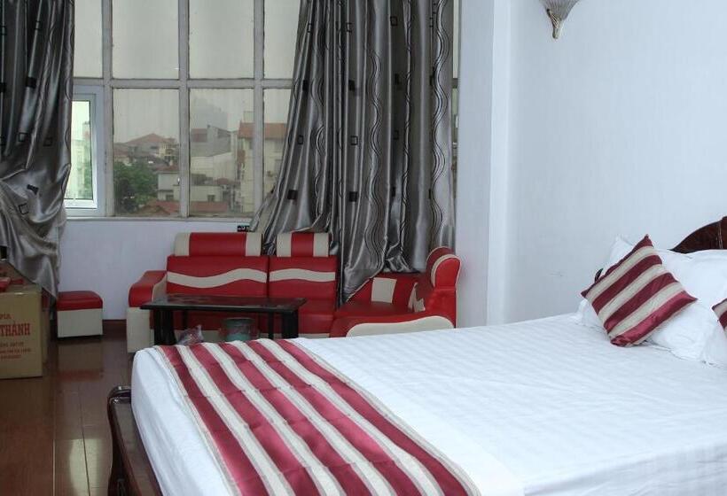 اتاق لوکس, Hoang Cuong