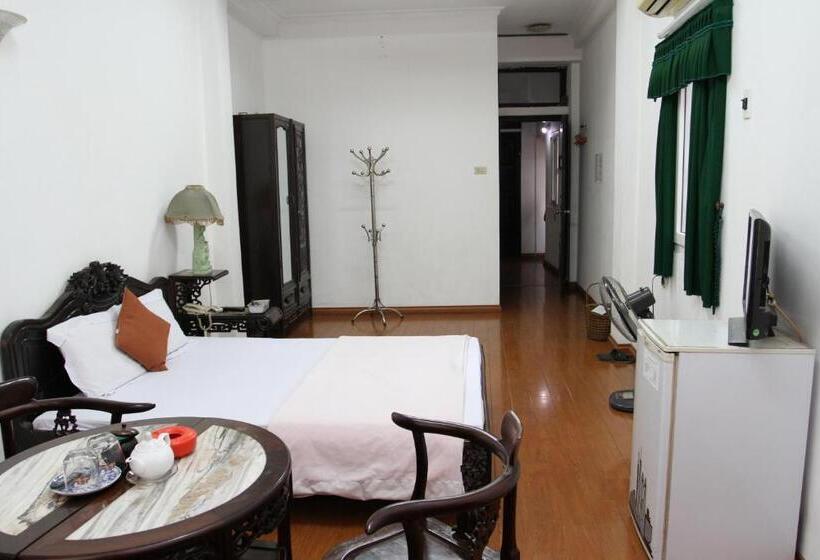 اتاق استاندارد یک نفره, Hoang Cuong