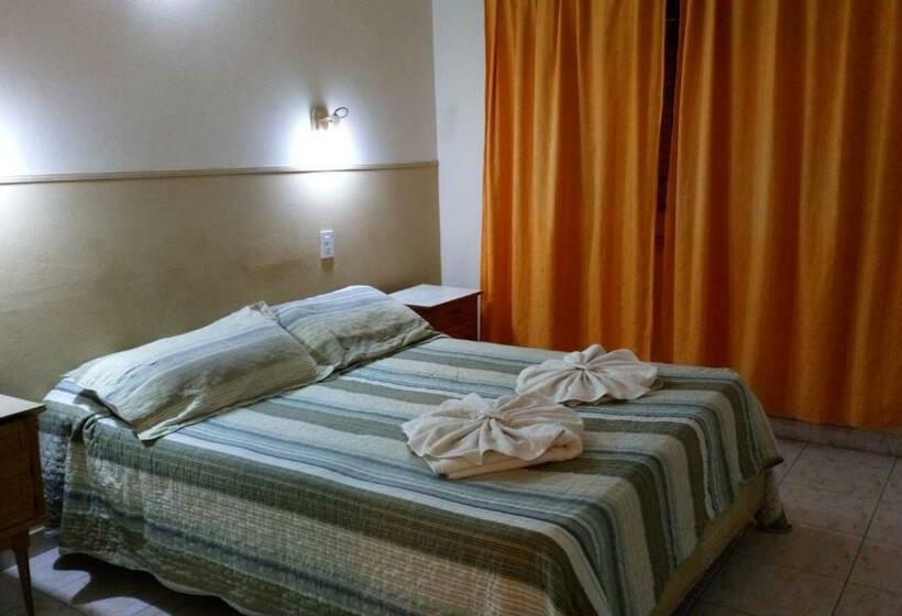 Familiekamer, Nuevo Fatica