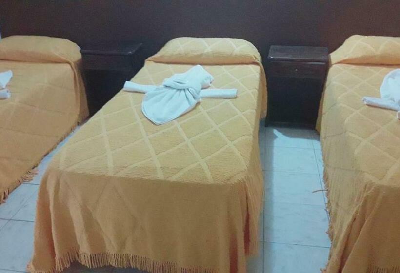 Standaard Driepersoonskamer, Nuevo Fatica