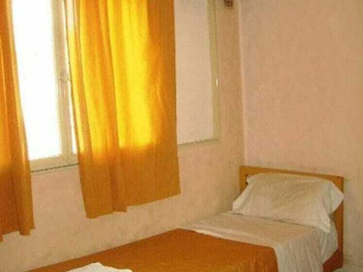 חדר סטנדרט לשלושה, Panamericano Mendoza