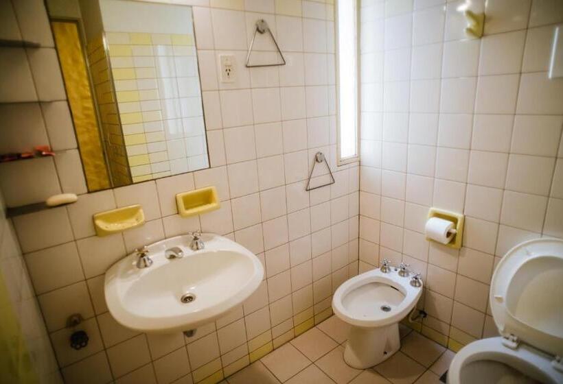 חדר סטנדרט לשלושה, Panamericano Mendoza