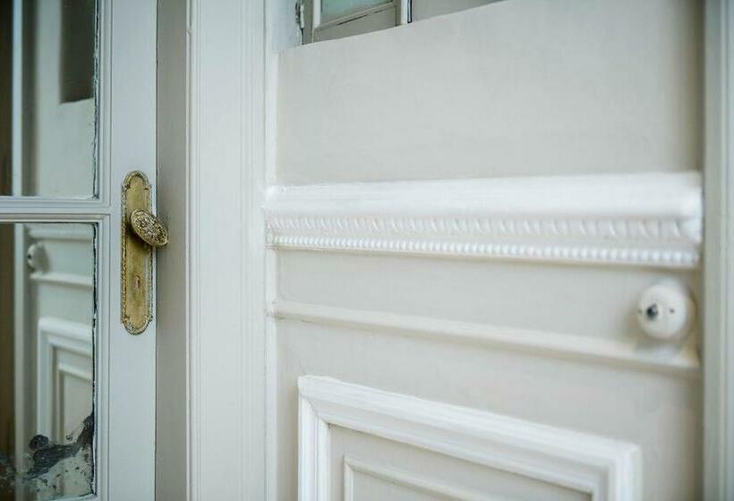 اتاق استاندارد یک تخته با سرویس بهداشتی مشترک, Patios De Recoleta