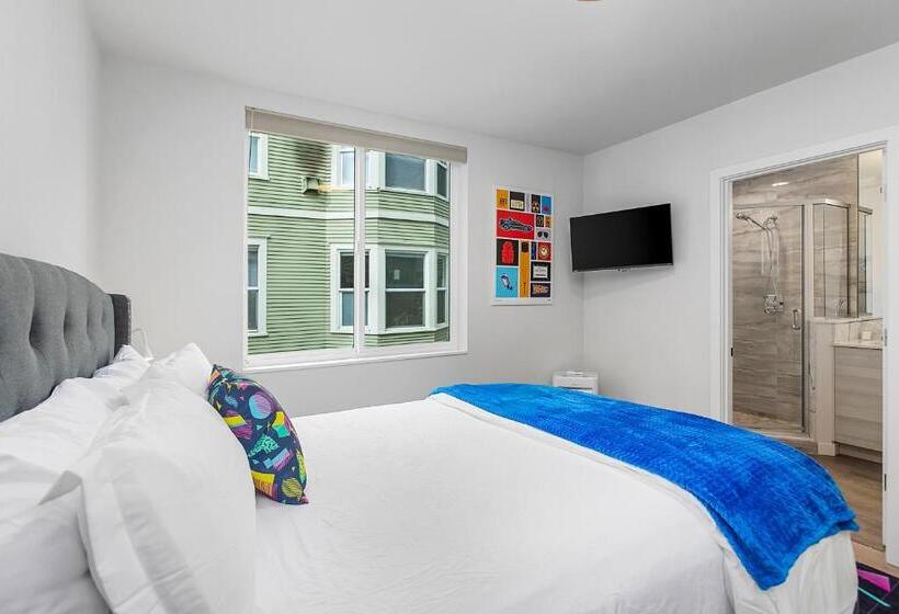 标准间, Back To The Future Sweet Suites