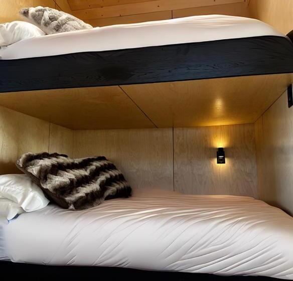 Номер Deluxe, Yellowstone Peaks