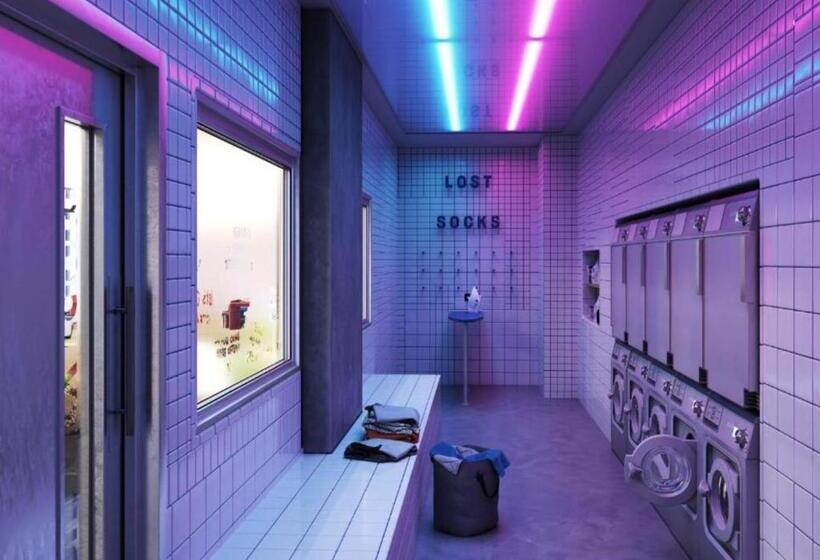 スタンダードルーム, The Social Hub Glasgow