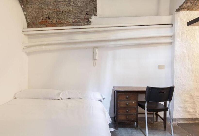 استودیوی استاندارد, Apart Hotel Lupetta 5