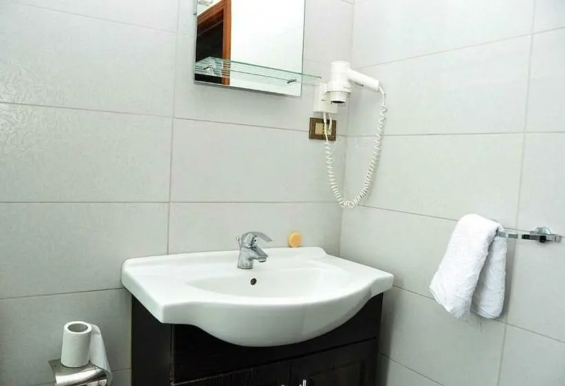 اتاق استاندارد, Bashtamal Hotel Suites
