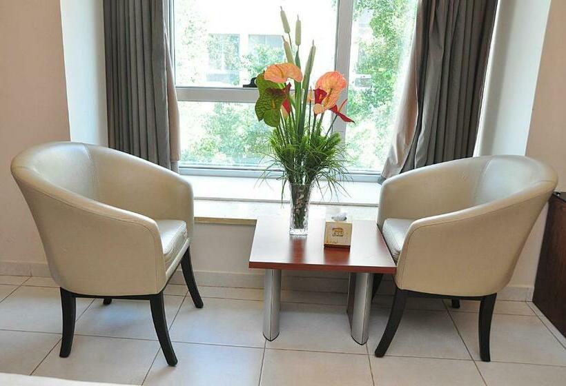 اتاق استاندارد, Bashtamal Hotel Suites
