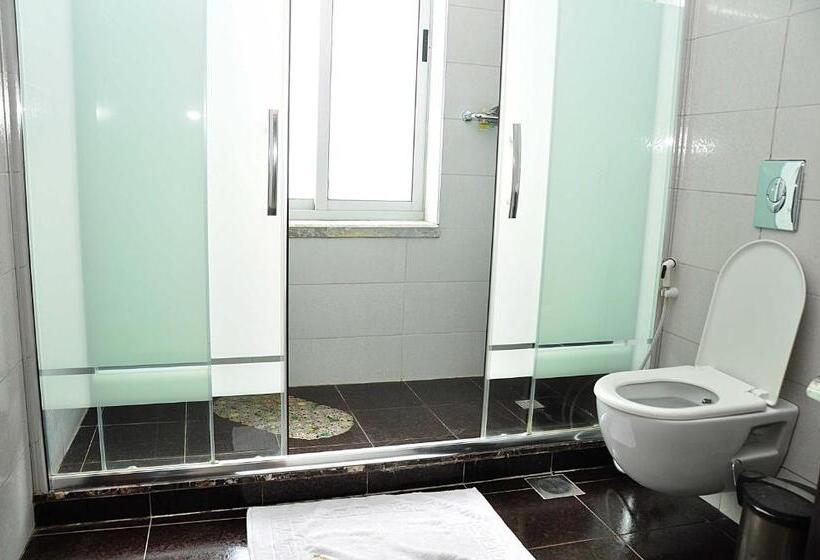 اتاق اجرایی, Bashtamal Hotel Suites