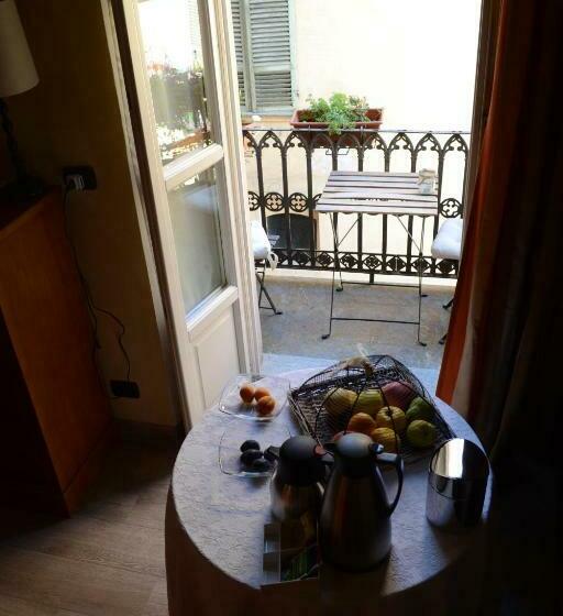 חדר סטנדרט, Domus Aurea