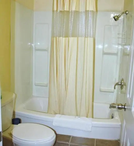 Standard-huone 2 Parivuodetta, Diplomat Motel