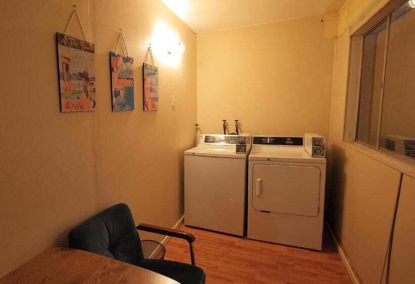 스탠다드 룸 더블 침대 2개, Diplomat Motel