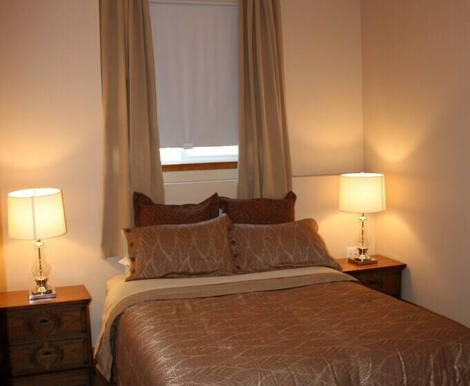 Люкс 2 Спальни, A Okanagan Lakeview Inn