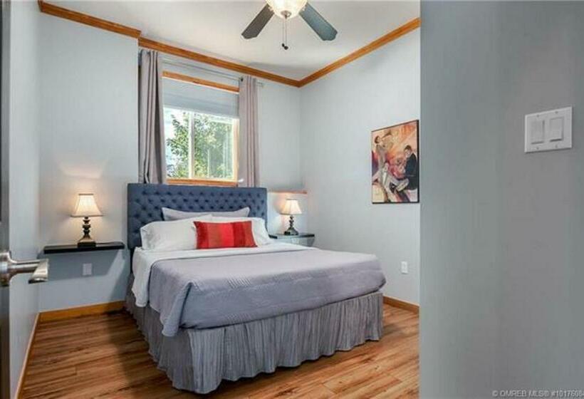 Люкс 2 Спальни, A Okanagan Lakeview Inn