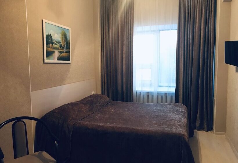 اتاق استاندارد, Altyn Adam