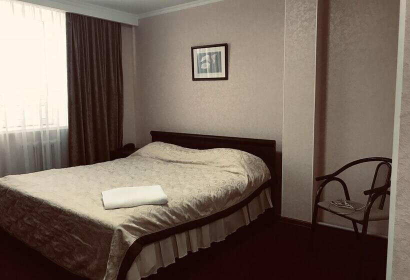 اتاق استاندارد, Altyn Adam