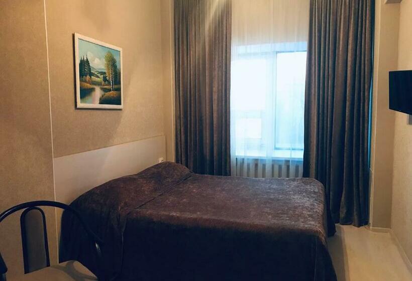 اتاق استاندارد, Altyn Adam