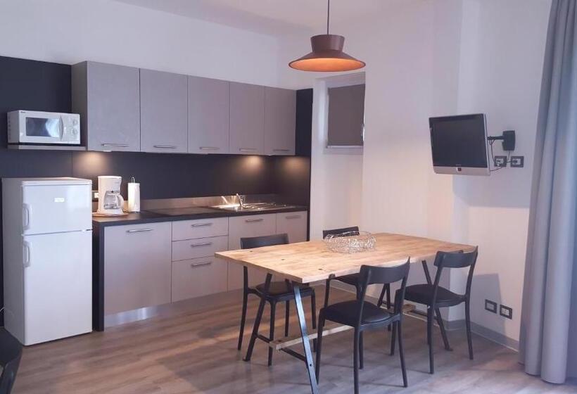 Апартаменты 1 Спальня с Балконом, Anna