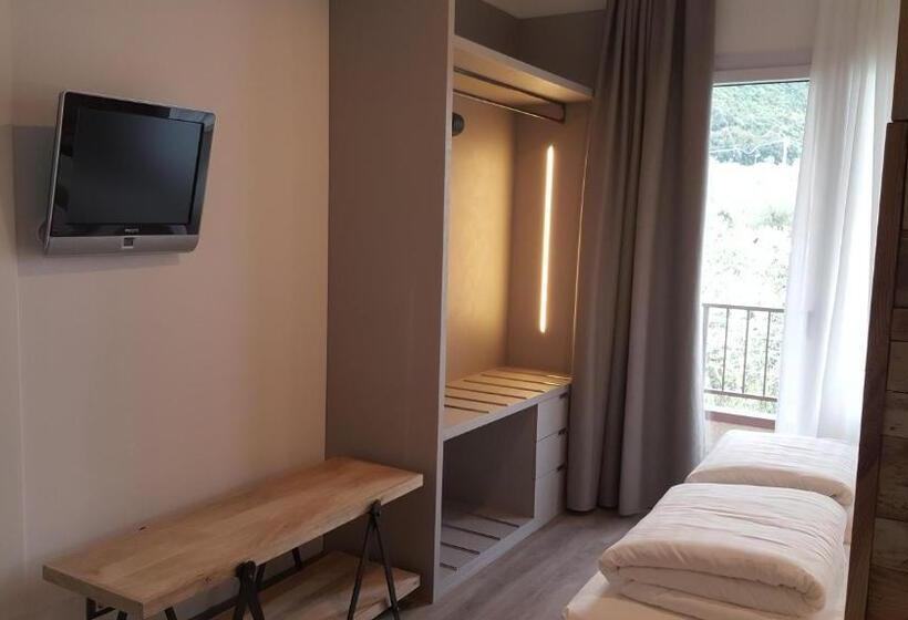 Апартаменты 1 Спальня с Балконом, Anna