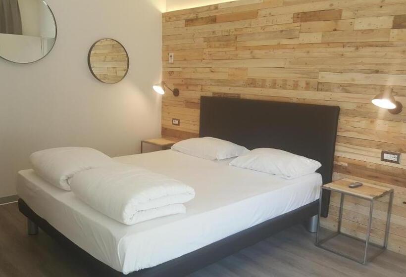 Апартаменты 1 Спальня с Балконом, Anna