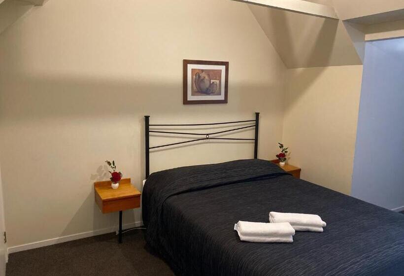 Апартаменты 2 Спальни, Baden Lodge