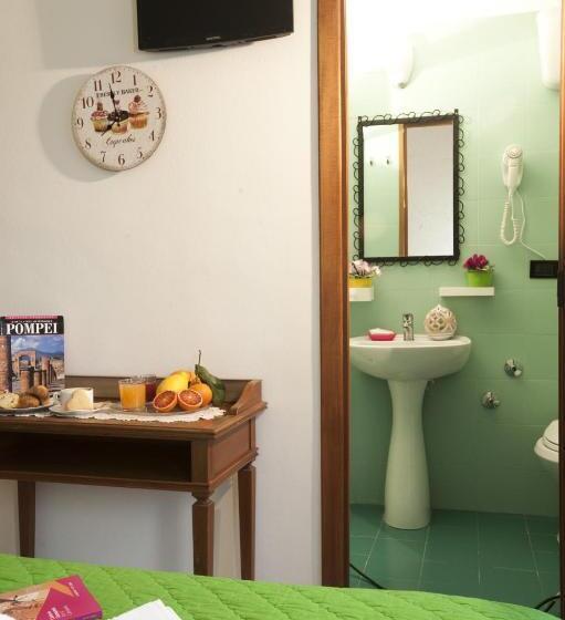 Номер Стандарт Трехместный, B&b Elena