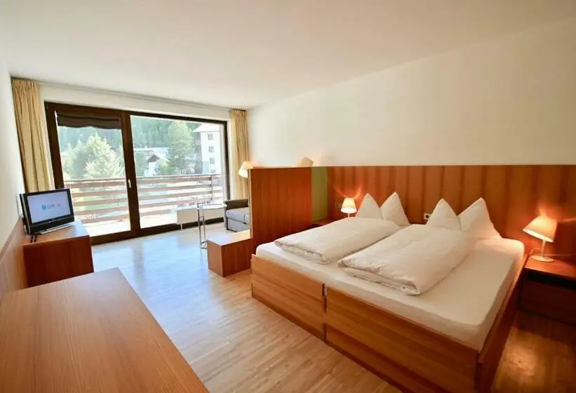 バルコニー付きデラックスルーム, Bed & Breakfast Hotel Nives