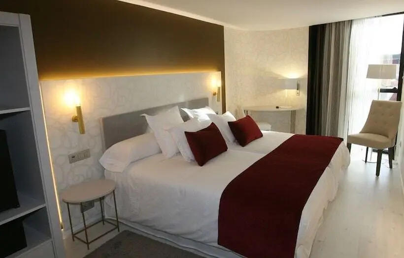 Standard-huone, Cardenal