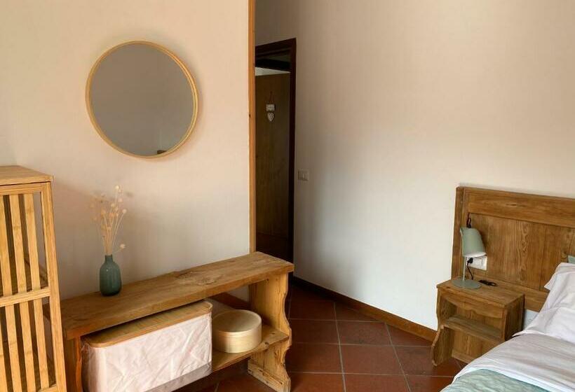 חדר סטנדרט עם מרפסת, Enjoy Ledro B&b