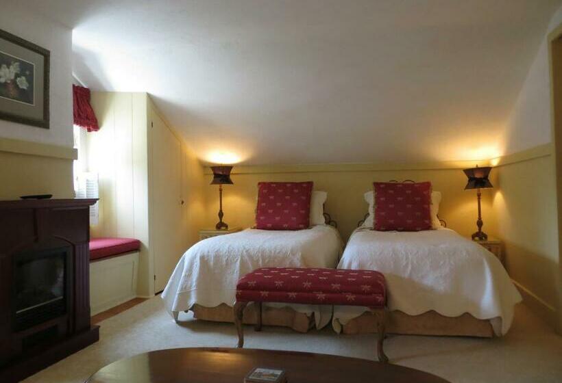 스탠다드 룸 킹사이즈 침대, Historic Wilson Guy House