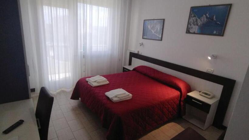 Classic room with balcony, K2