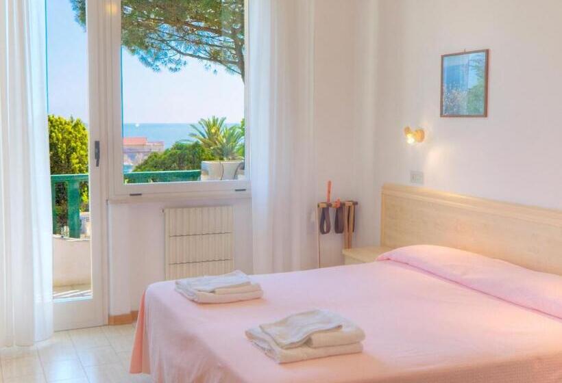 Classic room with balcony, K2