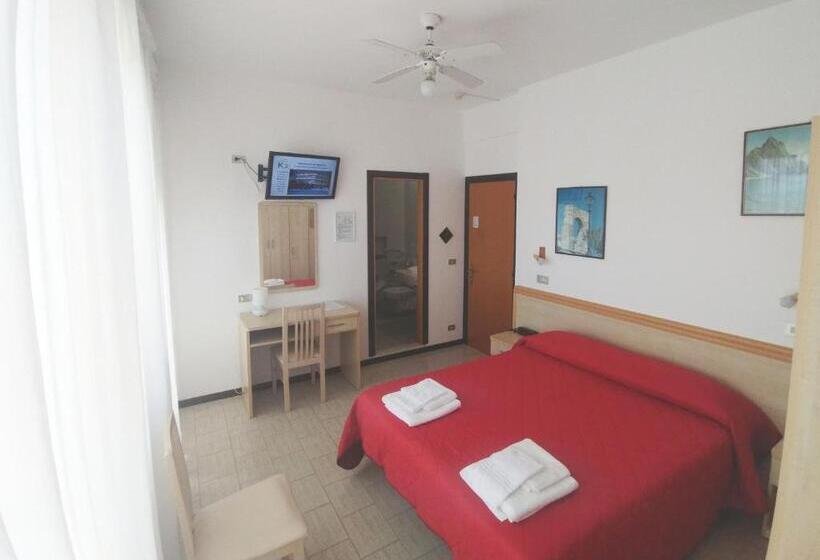Classic room with balcony, K2