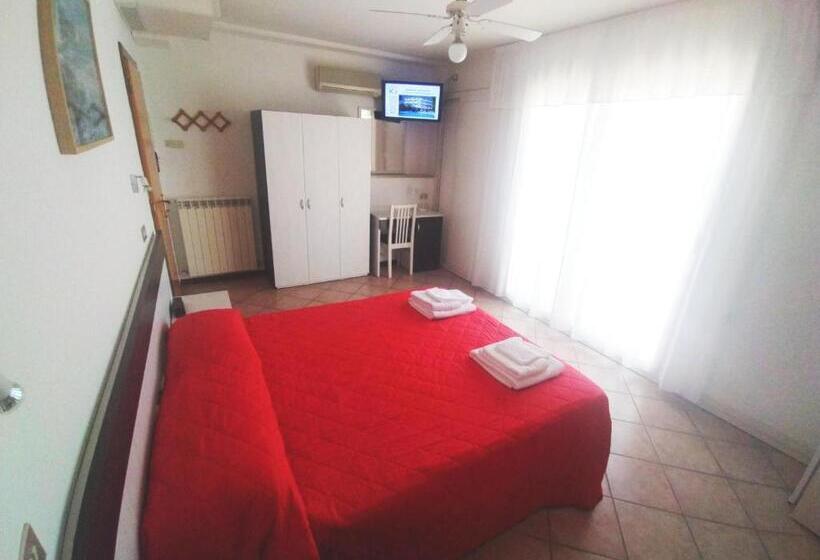 Classic room with balcony, K2