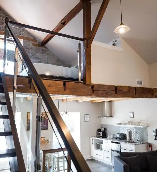 スイート, Kemptville Suites