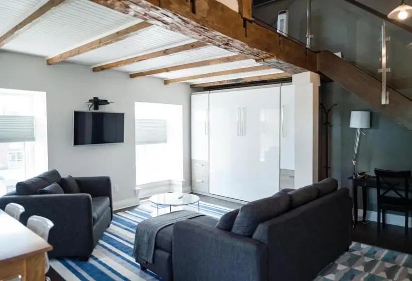 スイート, Kemptville Suites