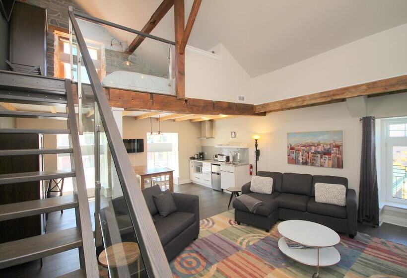 جناح, Kemptville Suites