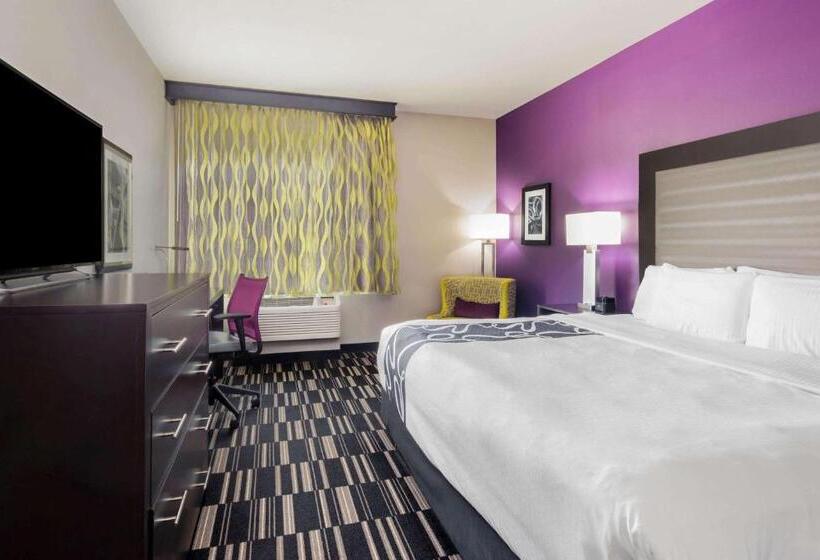 Quarto Estandar Cama King para Deficientes Físicos, La Quinta By Wyndham Mcallen Convention Center