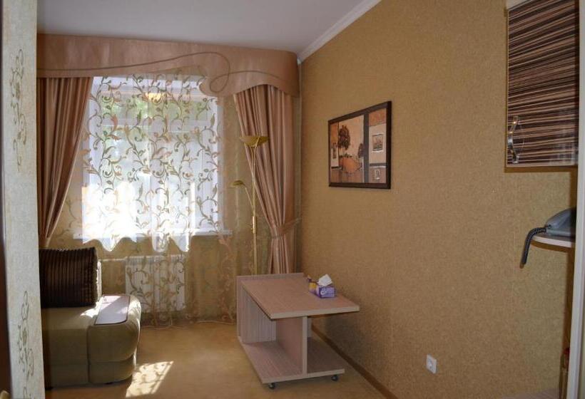 Полулюкс, Mereke