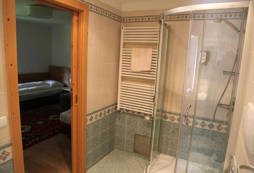 סוויטה משפחתית 2 חדרי שינה, Mirabel