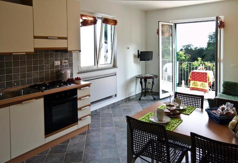 سوئیت خانواده 2 خوابه, Olivium